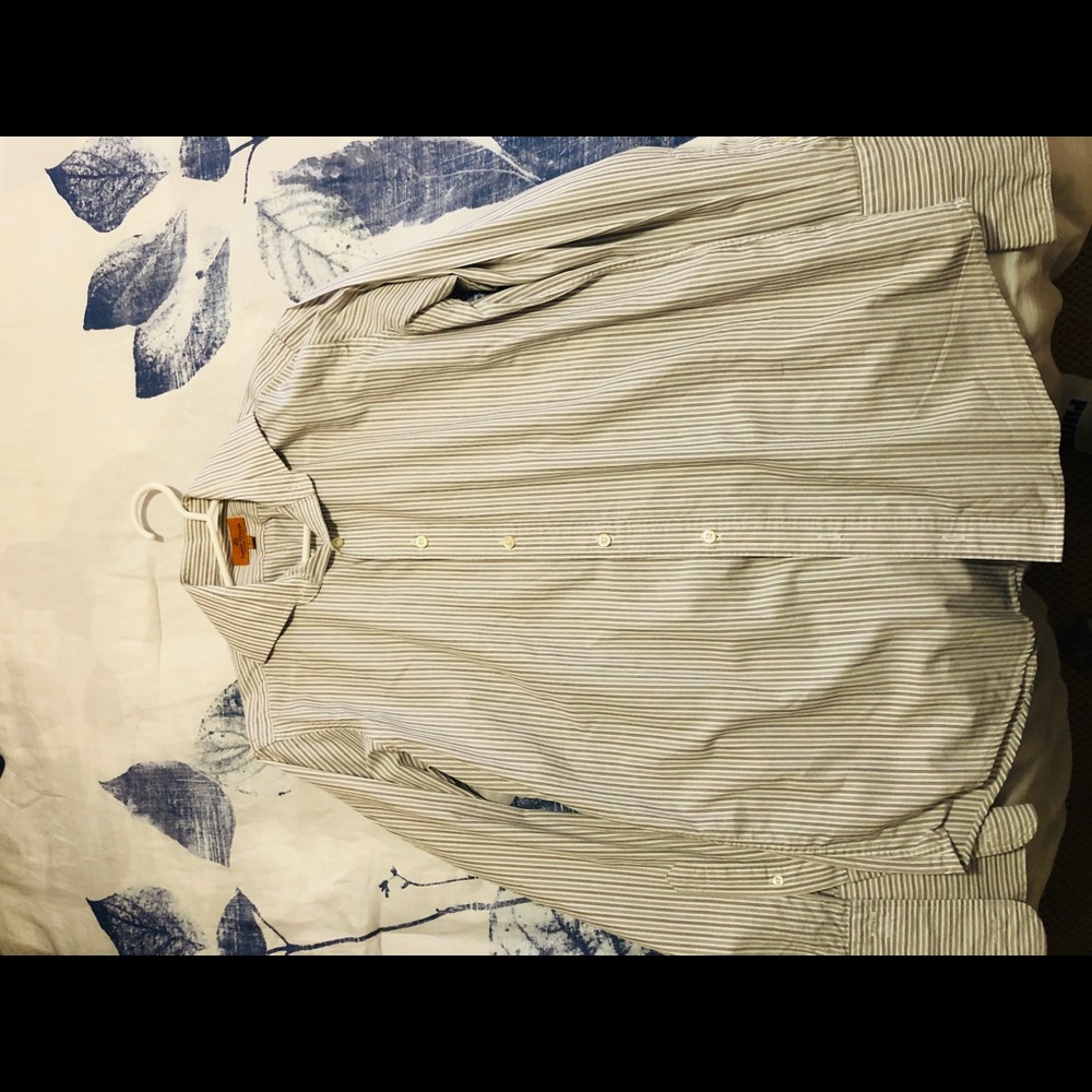 Men’s dress shirt
